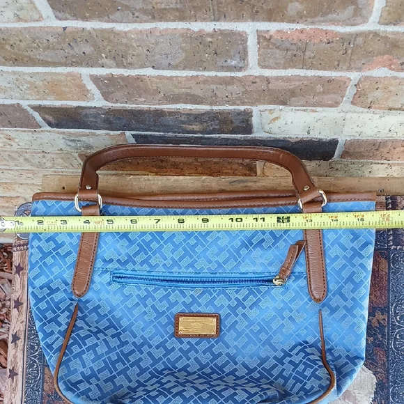 Tommy Hilfiger Blue and Brown Tote Bag - Picture 14 of 16